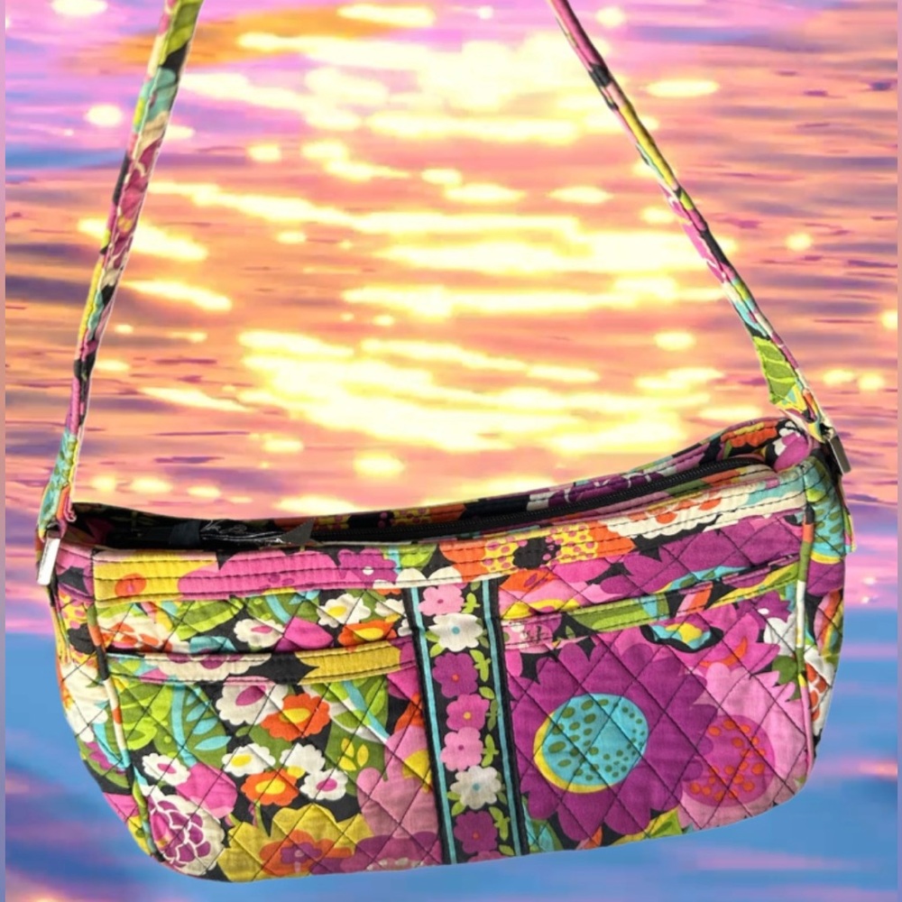 Vera Bradley “Cassidy” in VaVa Bloom (Retired Pattern- Fall 2012)